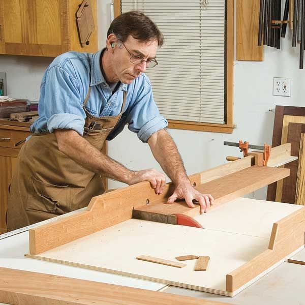 Woodcraft Magazine Dead On Accurate Cross Cut Sled Downloadable
