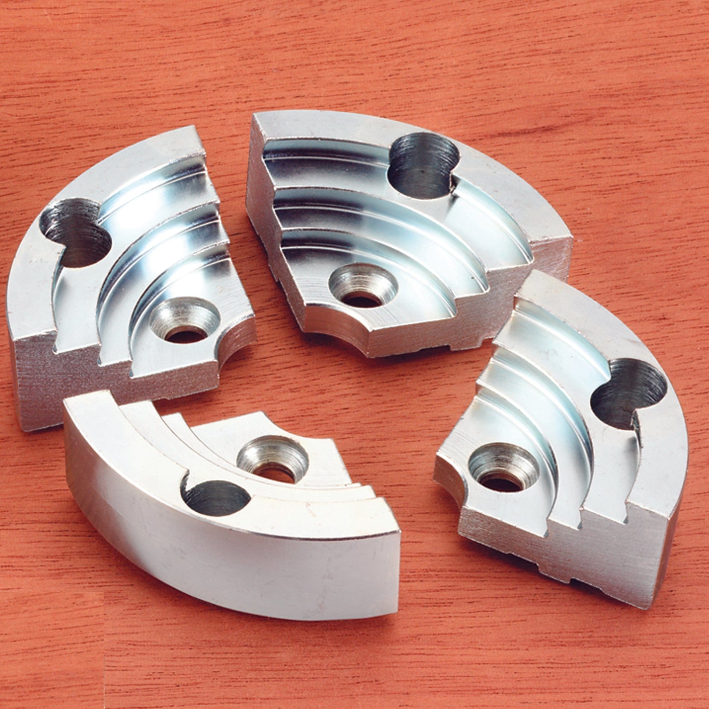 Nova Step Jaws alt 0