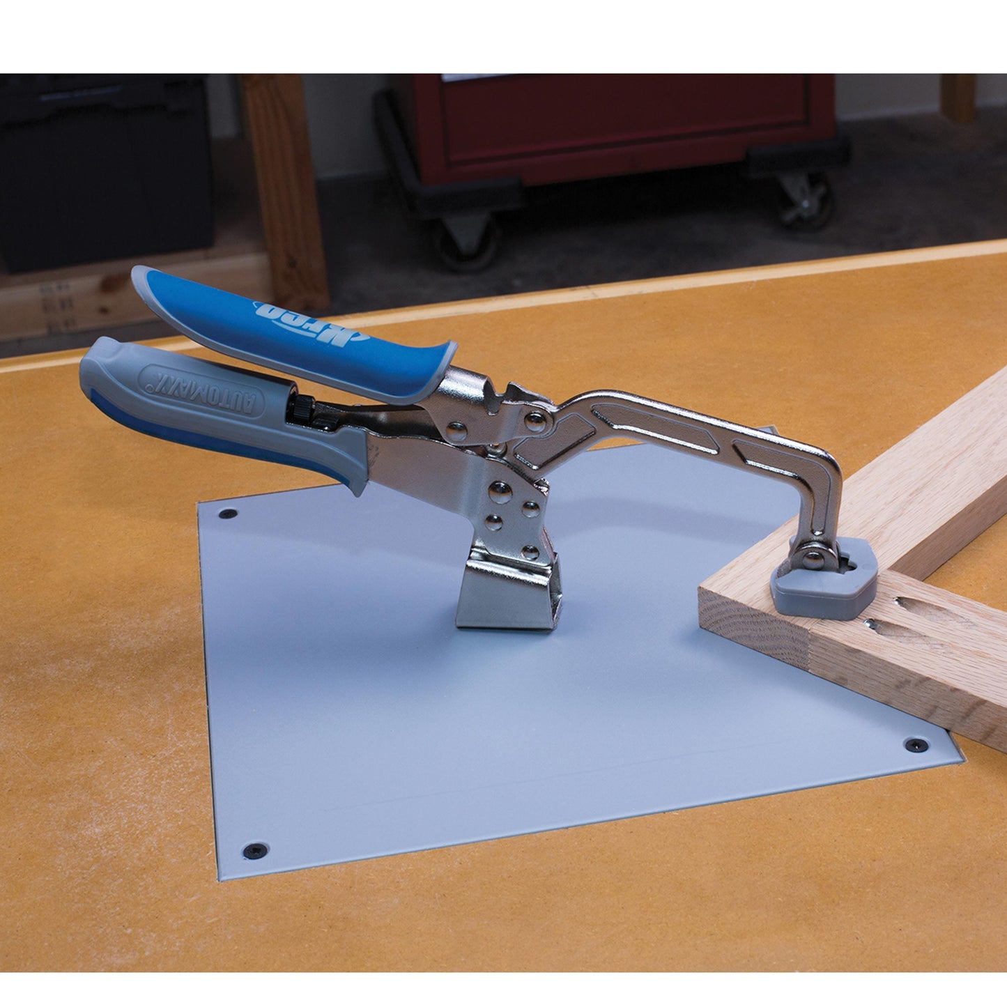 3" Automaxx Heavy-Duty Bench Clamp System alt 0