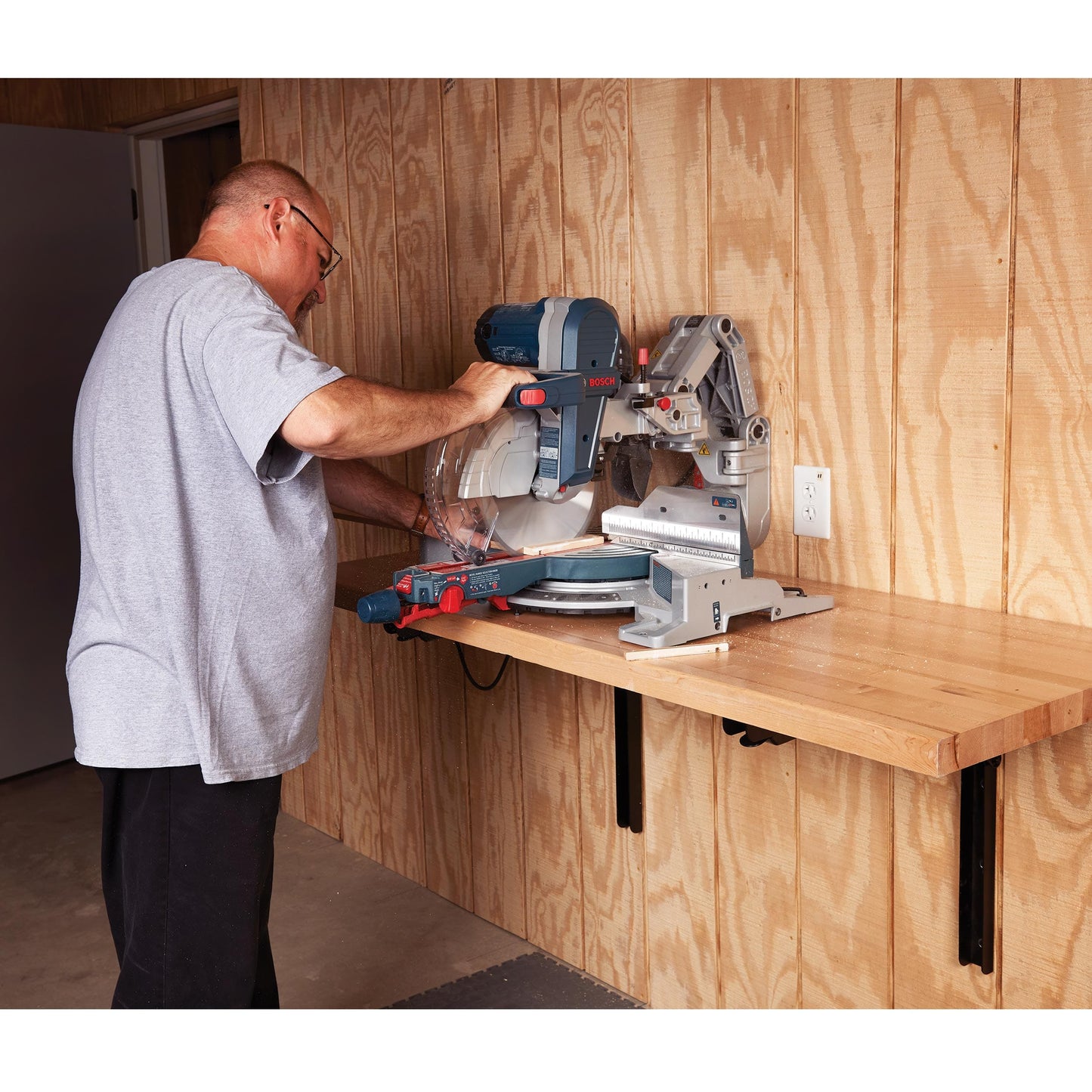 Wall Mounted Folding Workbench Brackets - Pair alt 0