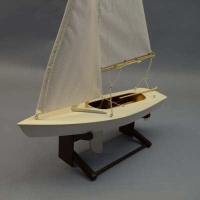 Snipe Sailboat Boat Model Kit alt 0