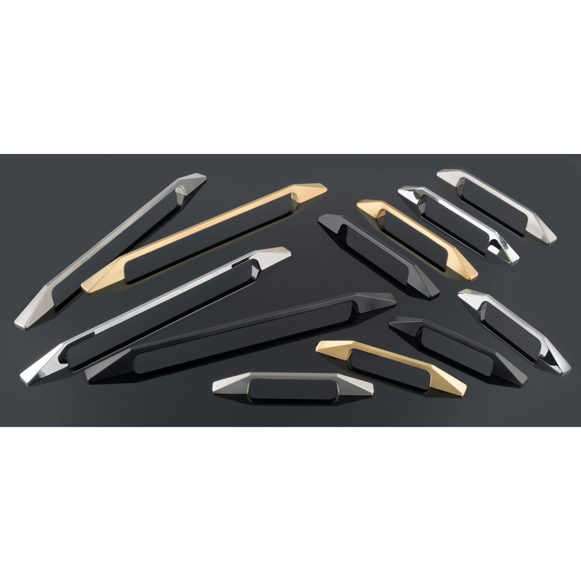 Contemporary Pull, 5-1/16" Center-to-Center, Brushed Nickel alt 0