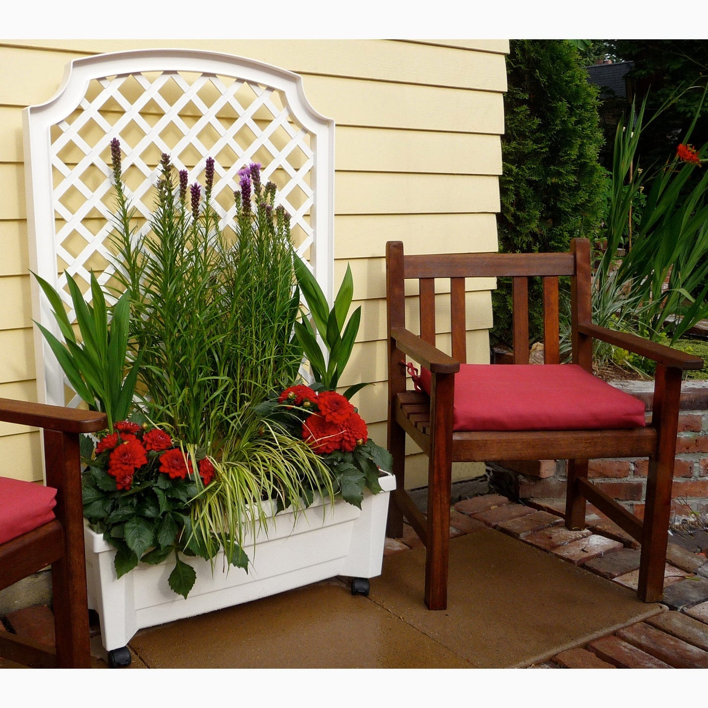 Calypso Planter Trellis White alt 0