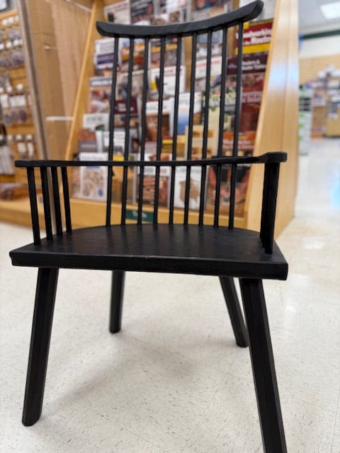 507_Wolf_Chair.jpg