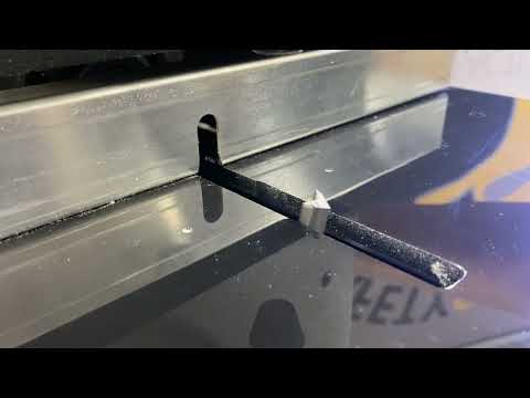 SPM101EZ Screw Pocket Machine