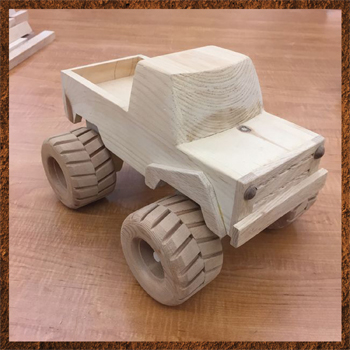 Canadian Teacher Wins Wooden Toys Challenge  Sponsored by Woodcraft and Instructables