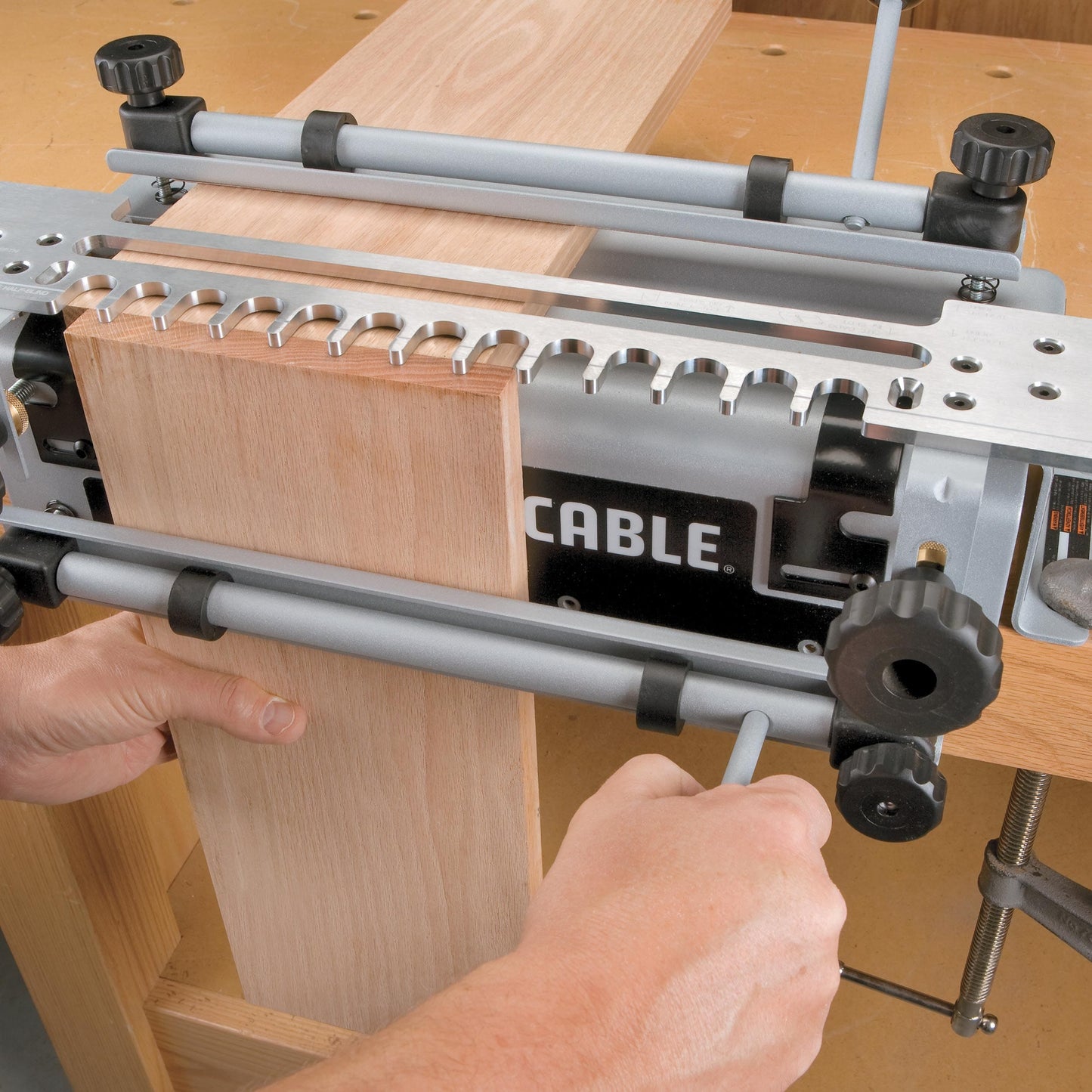 12" Deluxe Dovetail Jig alt 0
