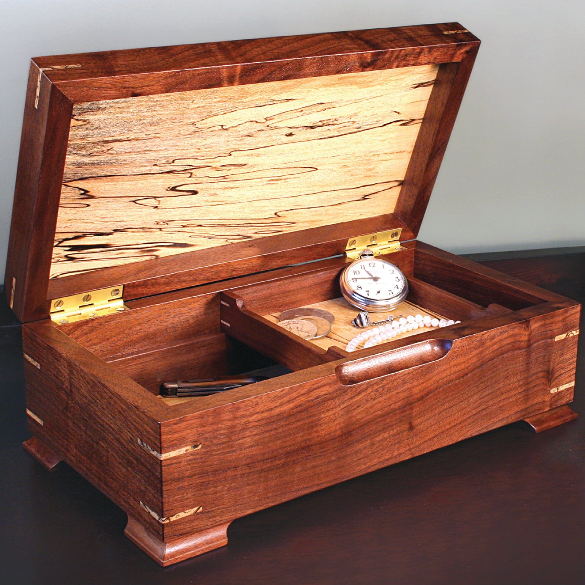 Woodworking Project Paper Plan to Build Keepsake/Jewelry Box alt 0