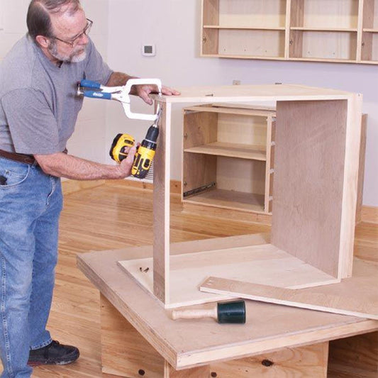 Woodworking Project Paper Plan to Build Hassle Free Workshop Cabinets alt 0