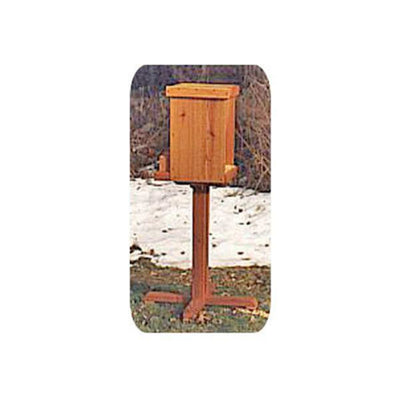 Woodworking Project Paper Plan to Build Deer Feeder alt 0