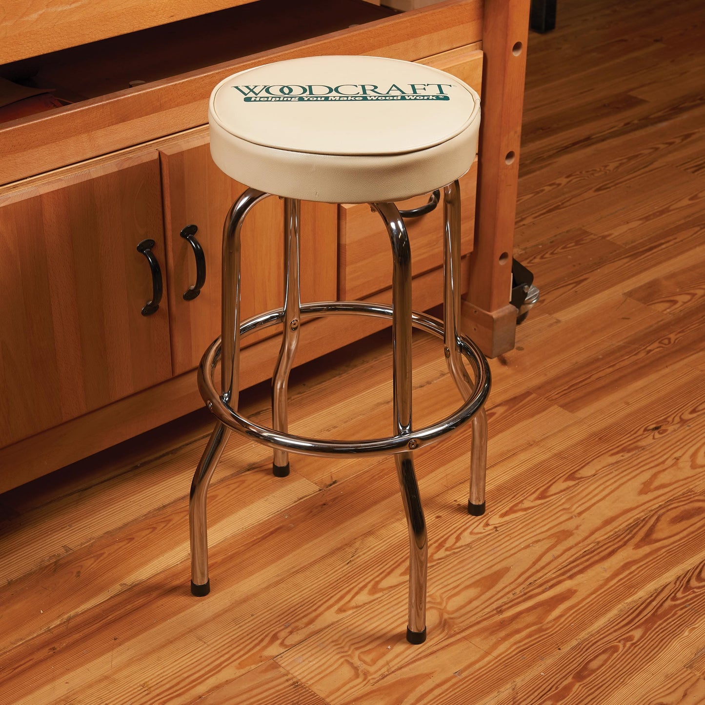 Shop Stool alt 0