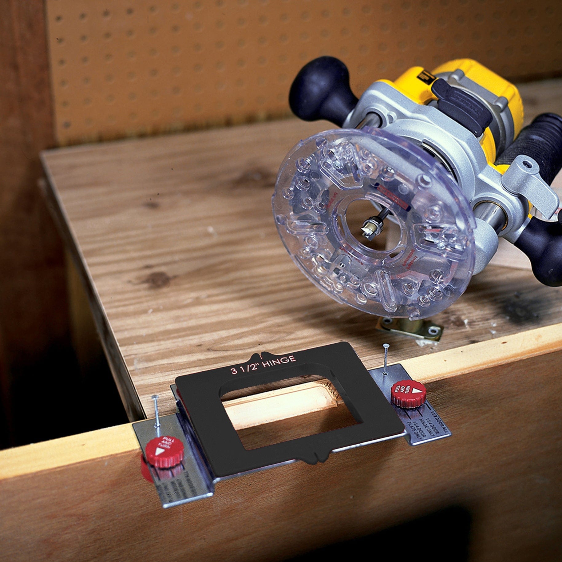 Milescraft HingeMate300 Drop-In Router Template System | Woodcraft