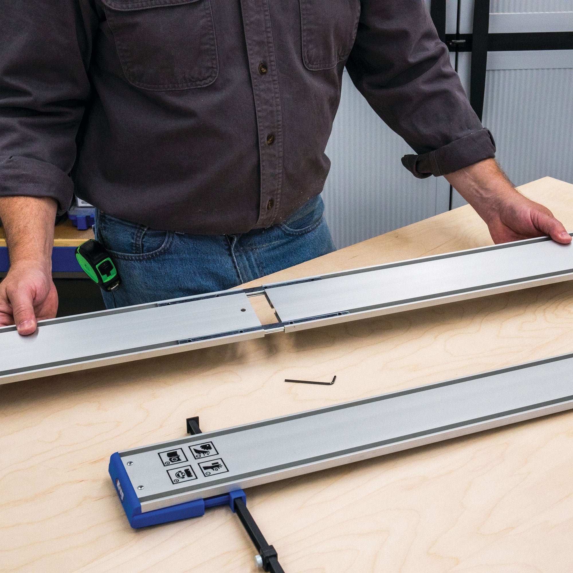 2-Foot Straight Edge Guide Extension alt 0