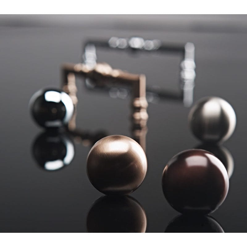 Traditional Knob, 1-3/16" D, Honey Bronze alt 0