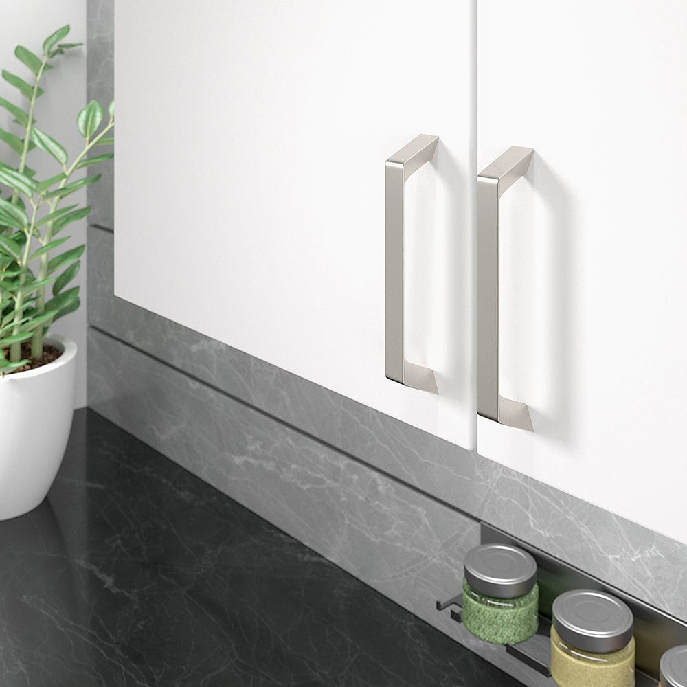 Contemporary Pull, 5-1/16" Center-to-Center, Brushed Nickel