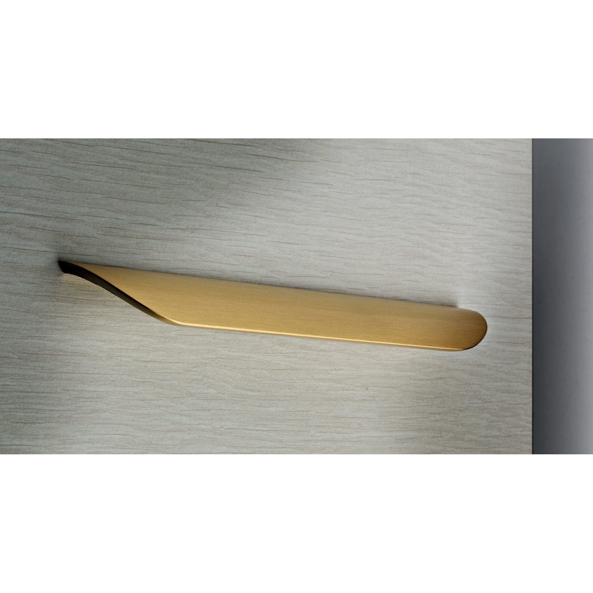 Contemporary Pull, 15-1/8" Center-to-Center, Oriental Bronze alt 0