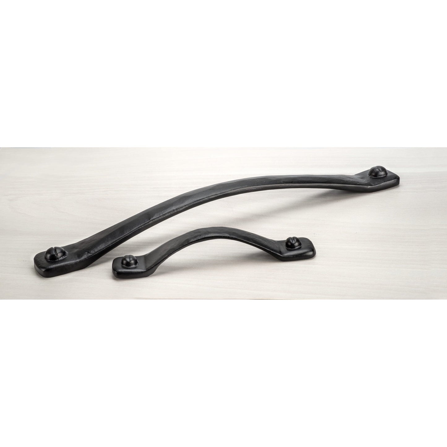 Traditional Pull, 5-1/16" Center-to-Center, Matte Black alt 0