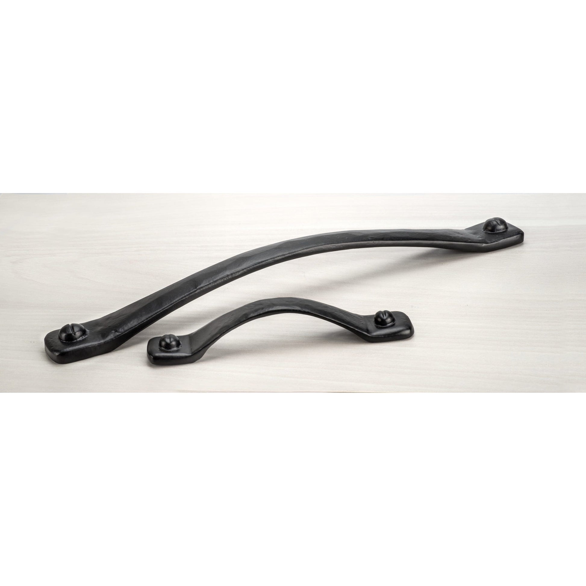Traditional Pull, 5-1/16" Center-to-Center, Matte Black alt 0