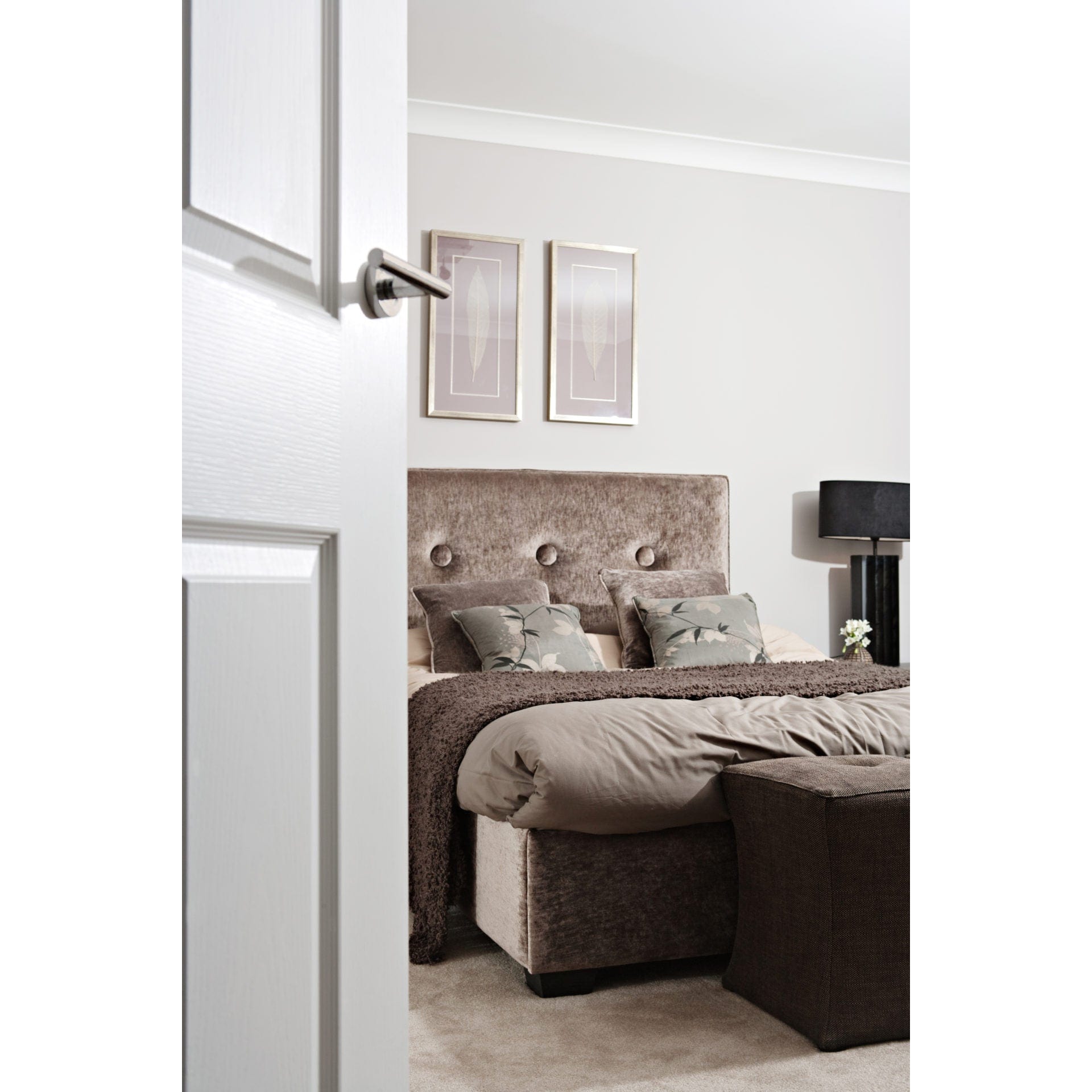 Bridwell Series Straight Levers Satin Nickel Left or Right Passage alt 0
