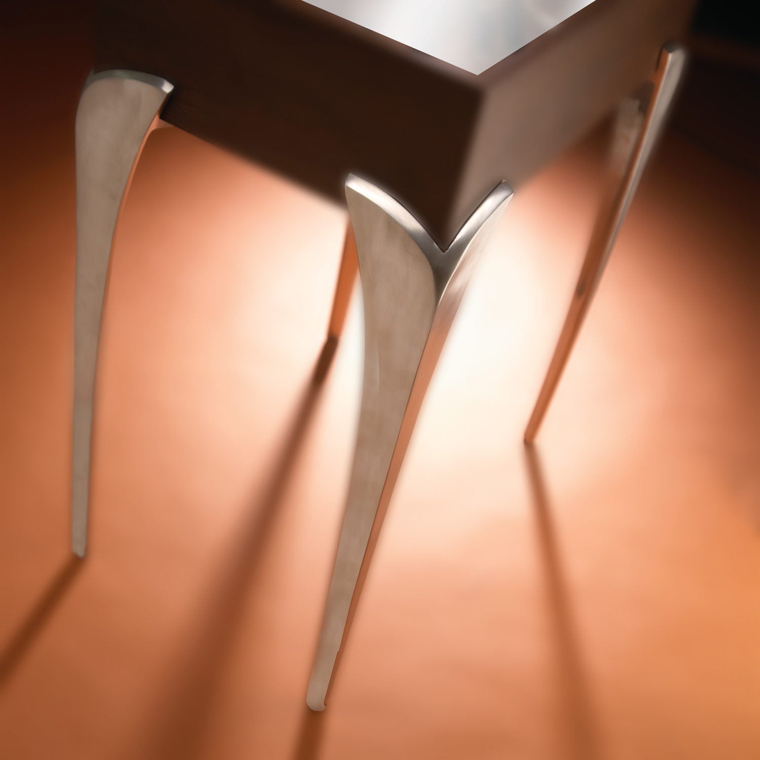 27-1/4" (692 mm) Table Leg Polished Aluminum alt 1