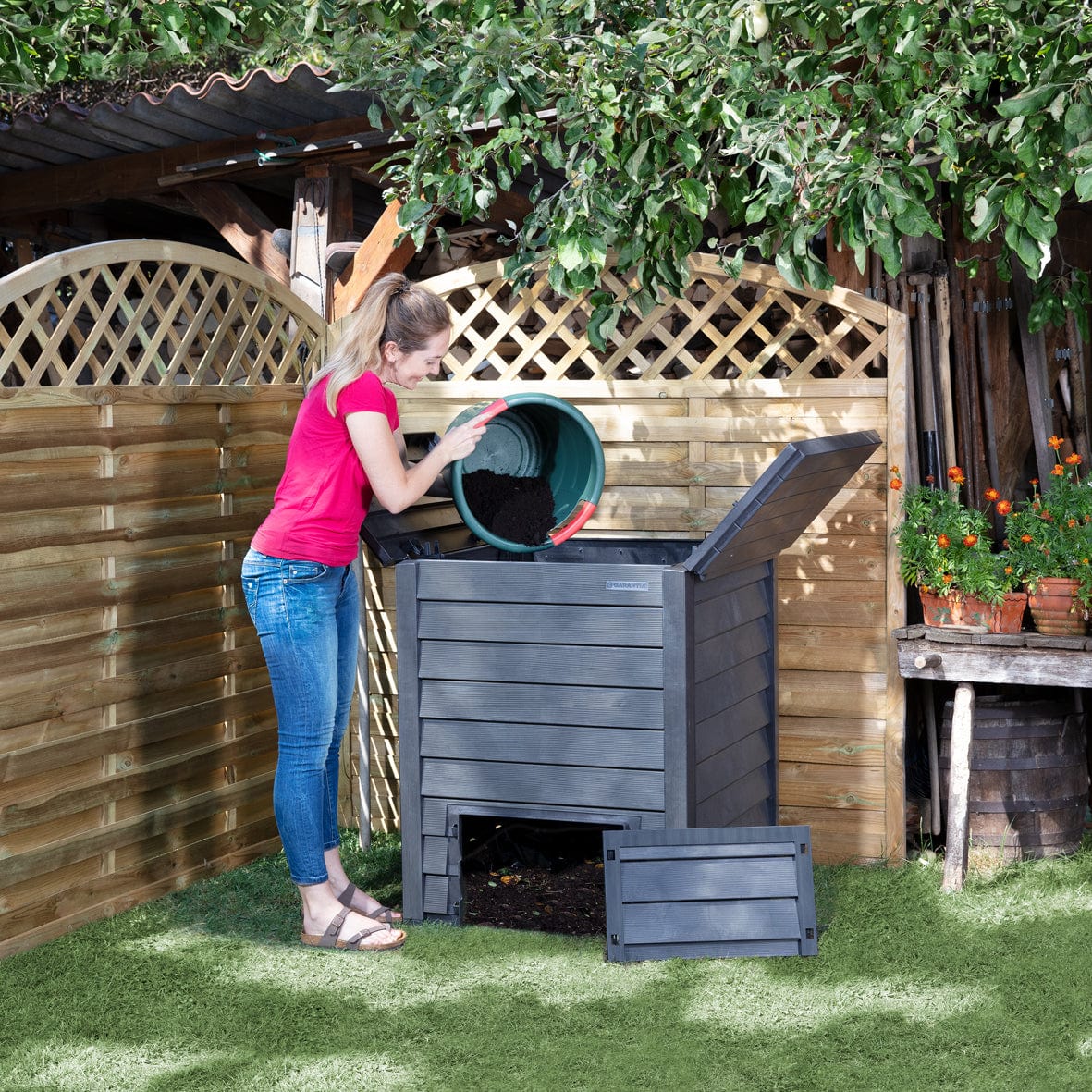Thermo Wood Grain Texture Composter alt 0
