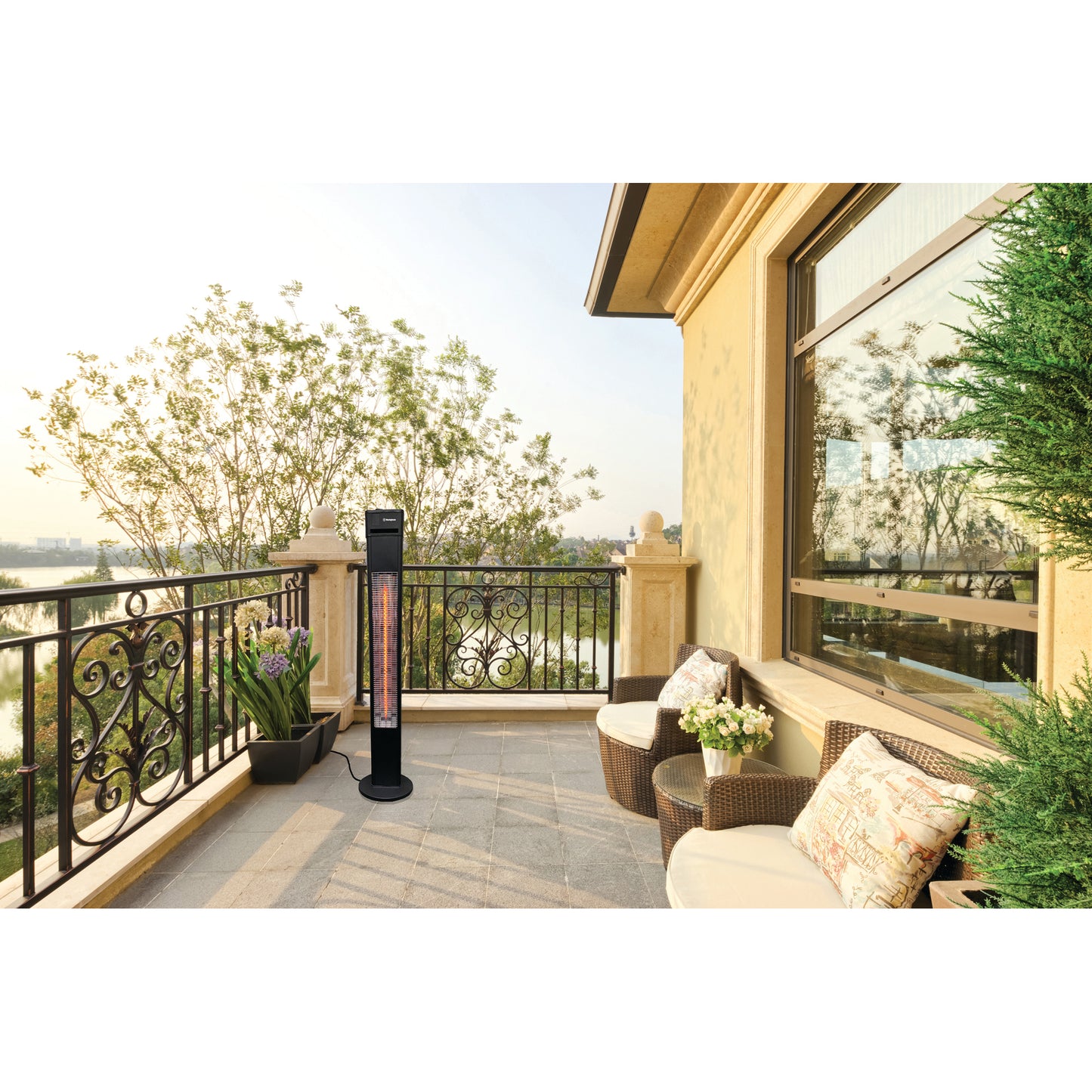 Westinghouse Infrared Electric Outdoor Heater Freestanding alt 3