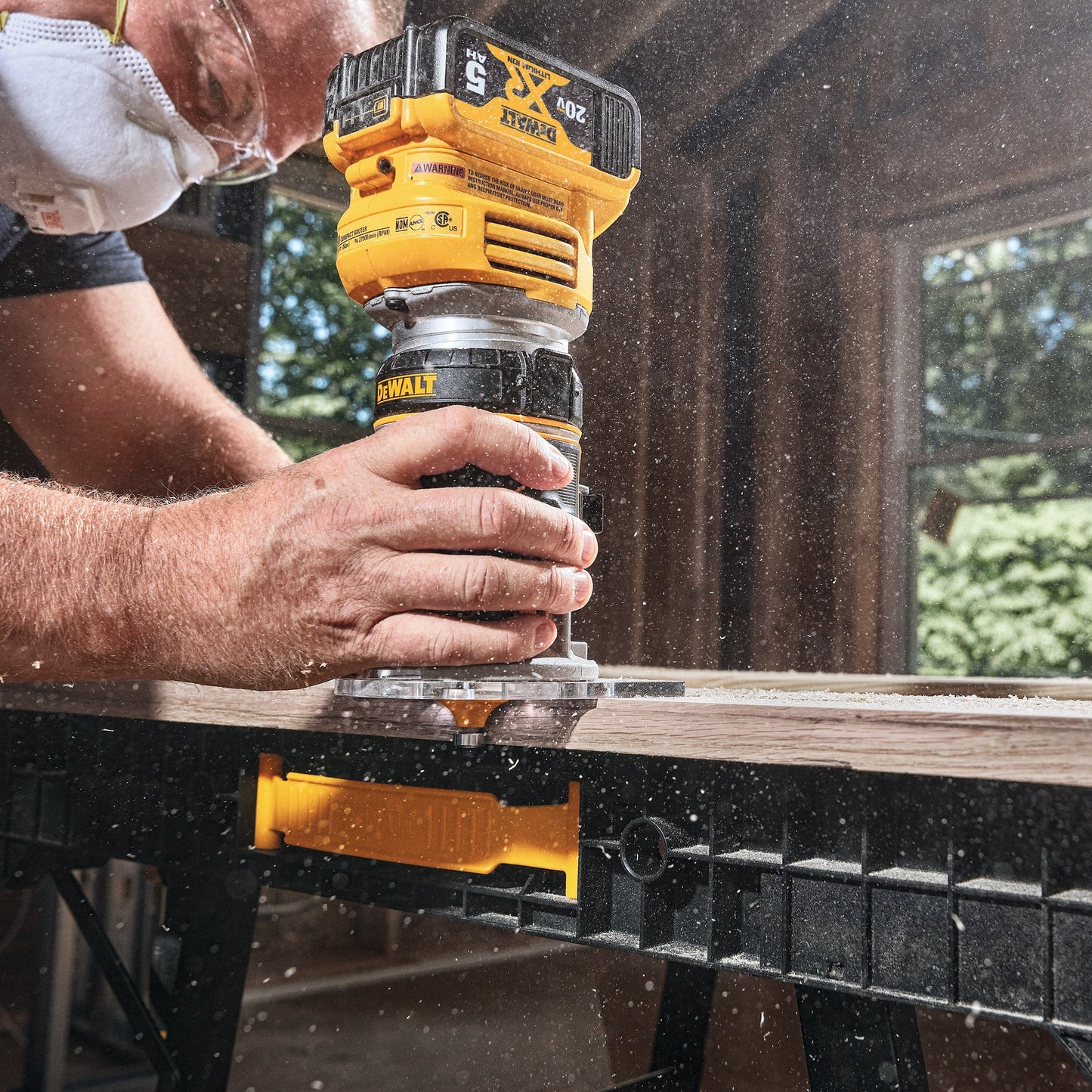 20V MAX XR Brushless Cordless Compact Router alt 0