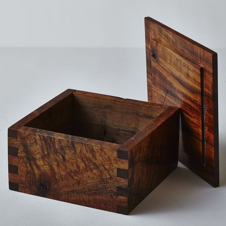 336_Box_Making_1.jpg