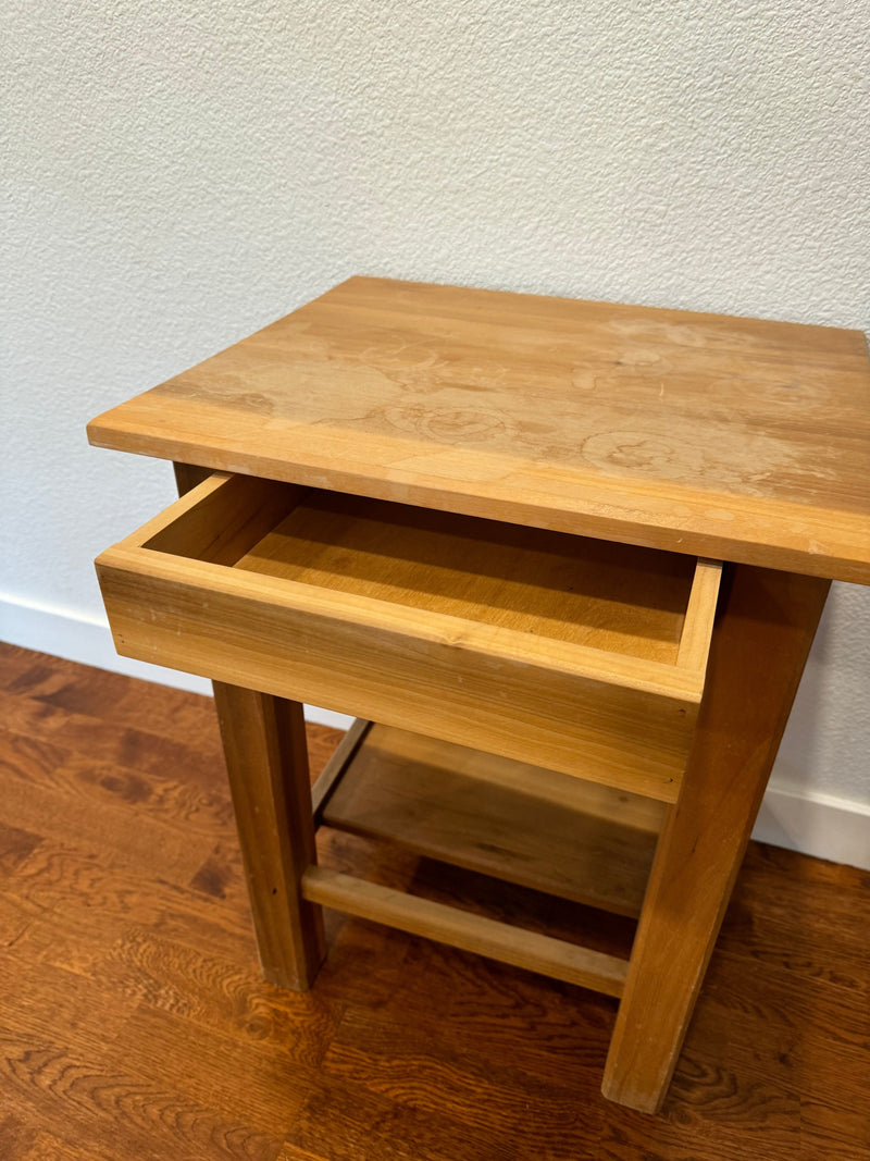 539_End_Table.jpg