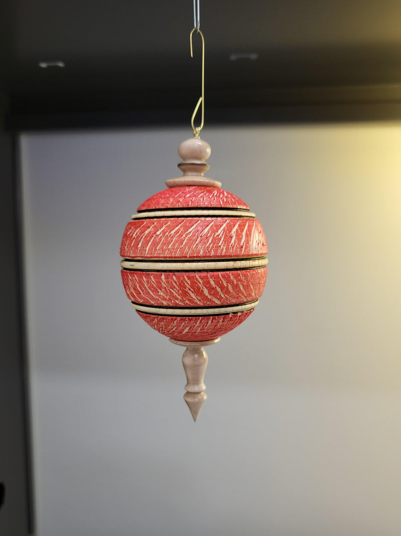 539_Ornament_Turning.jpg
