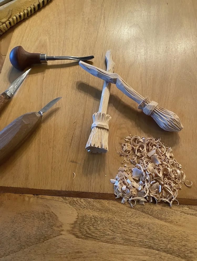 311_Robb_Broom.jpg