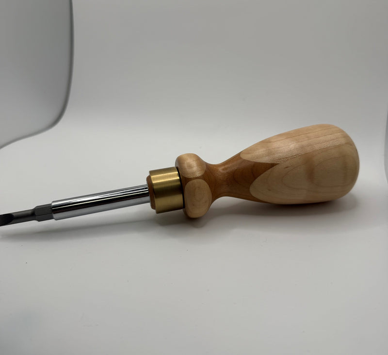 320_Screwdriver.jpg