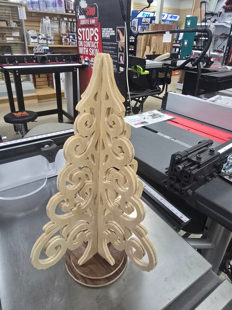 320_Scroll_Saw_Christmas_Tree.jpg