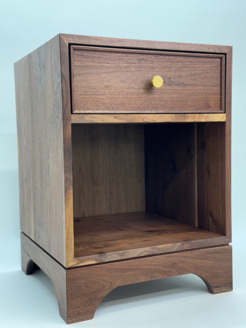 326_Walnut_Nightstand.jpg