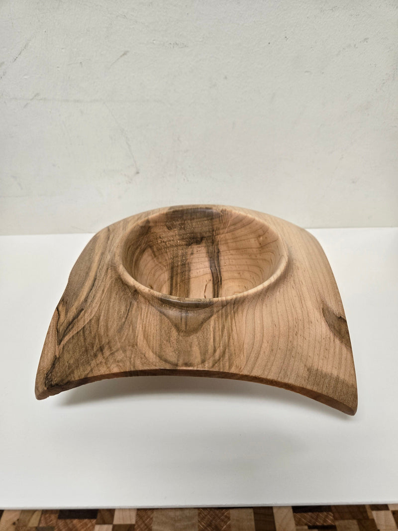 517_Winged_bowl.jpg