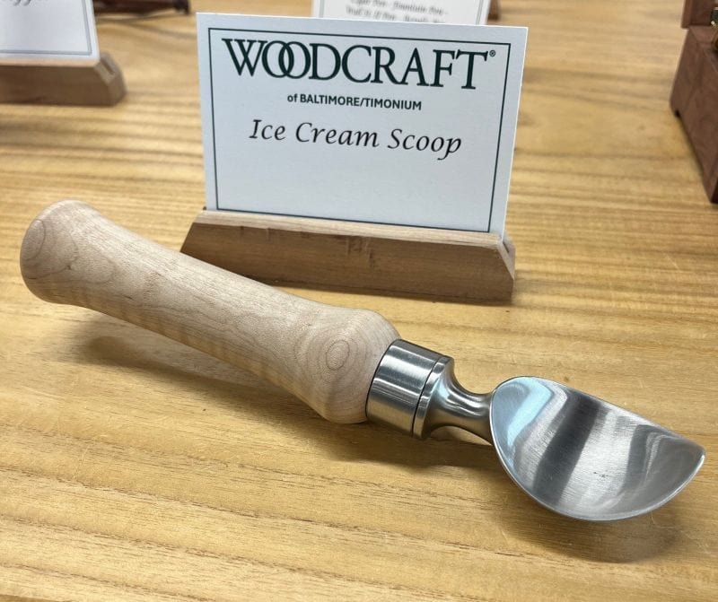 588_ice_cream_scoop.jpg