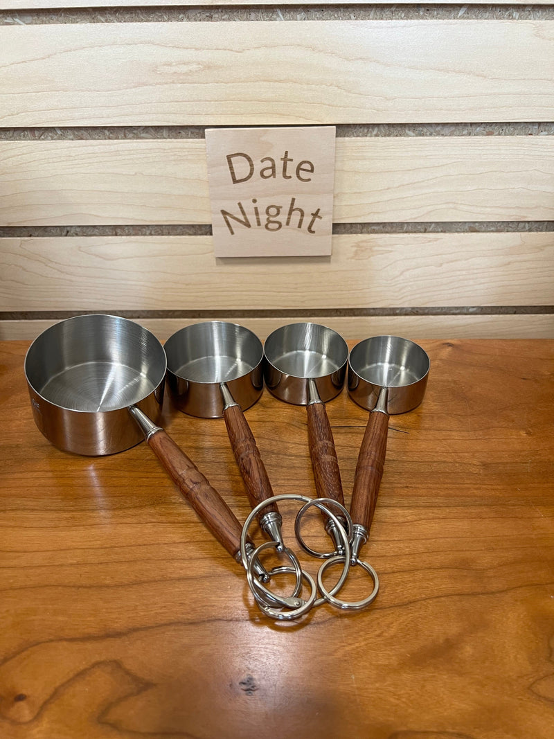 325_measuring_cups.jpg