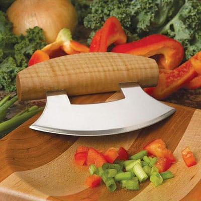 319_ulu_knife.jpg
